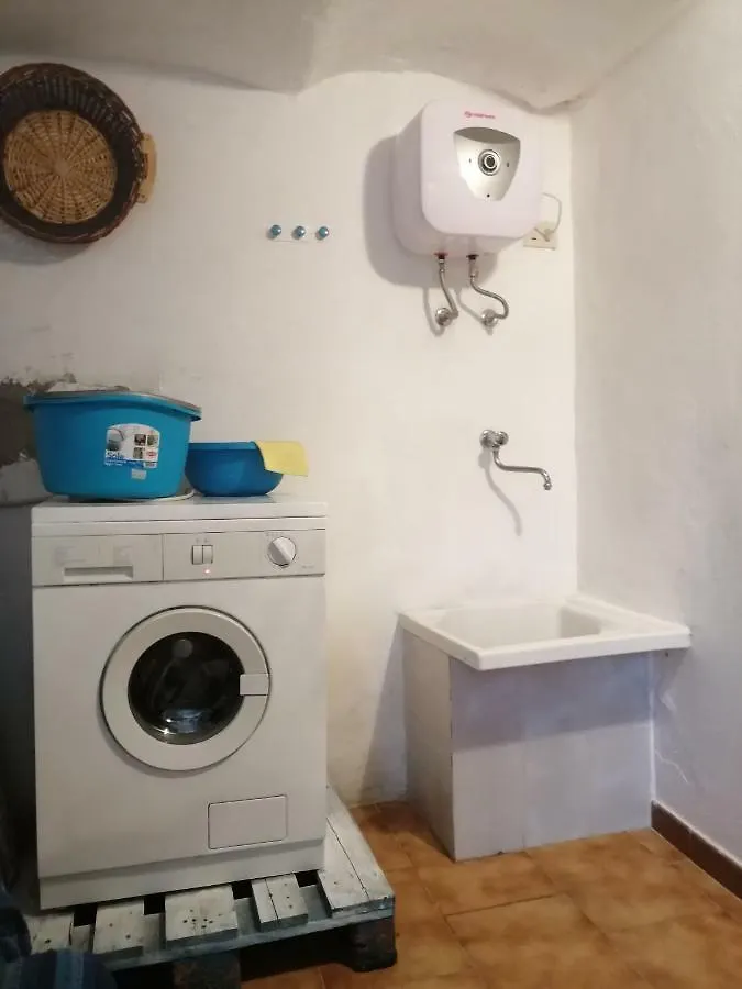 Emilia'S House Calasetta Appartamento